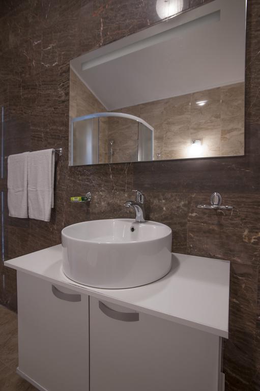 Apartments Kuljace سفيتي ستيفان المظهر الخارجي الصورة
